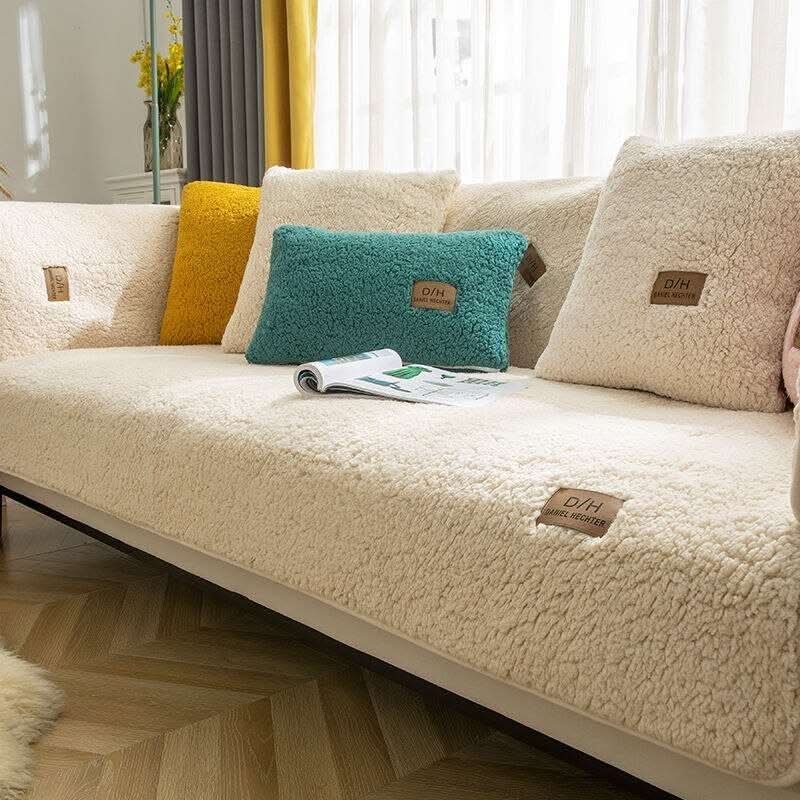 Erittäin pehmeä lampaan kashmir-sohvanpäällinen – plyysivaikutelma ja liukumaton 